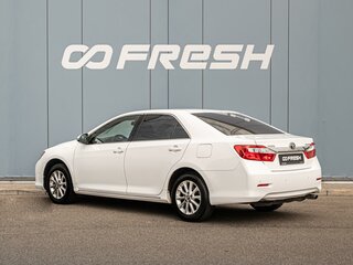 2013 Toyota Camry VII (XV50), белый, 1525000 рублей, вид 2