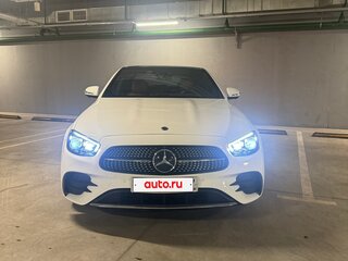 2021 Mercedes-Benz E-Класс 350 V (W213, S213, C238) Рестайлинг, белый, 5300000 рублей, вид 3