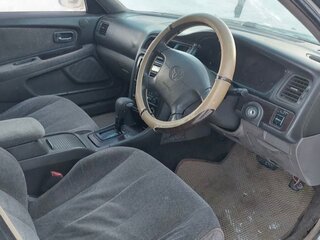 1997 Toyota Cresta V (X100), бежевый, 160000 рублей, вид 3