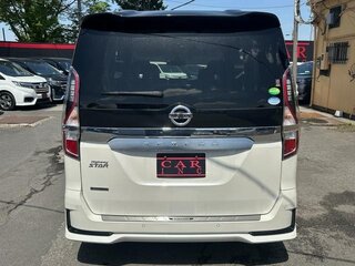 2022 Nissan Serena S-Hybrid V (C27) Рестайлинг, белый, 1742005 рублей, вид 4