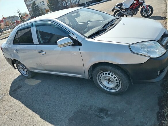 2013 Geely MK I, серебристый, 500000 рублей - вид 1