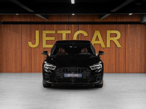 2022 Audi S8 IV (D5) Рестайлинг, чёрный, 11440000 рублей - вид 3