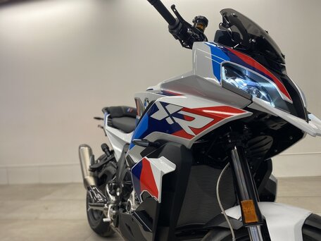 2025 BMW M 1000 XR, белый, 3250000 рублей, вид 5