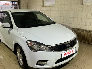 2011 Kia Ceed I Рестайлинг, белый, 600000 рублей, вид 4