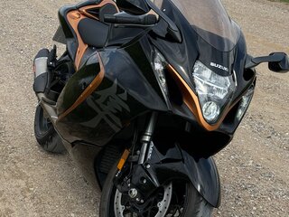 2021 Suzuki GSX 1300 R Hayabusa, чёрный, 1700000 рублей, вид 2