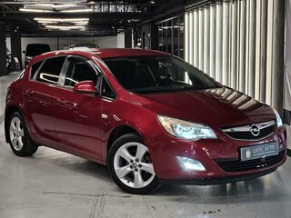 Opel Astra J