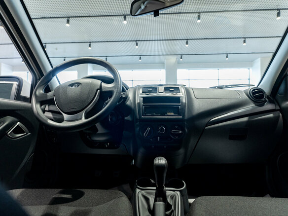 2025 Lada (ВАЗ) Granta I Рестайлинг, белый, 1098000 рублей - вид 8