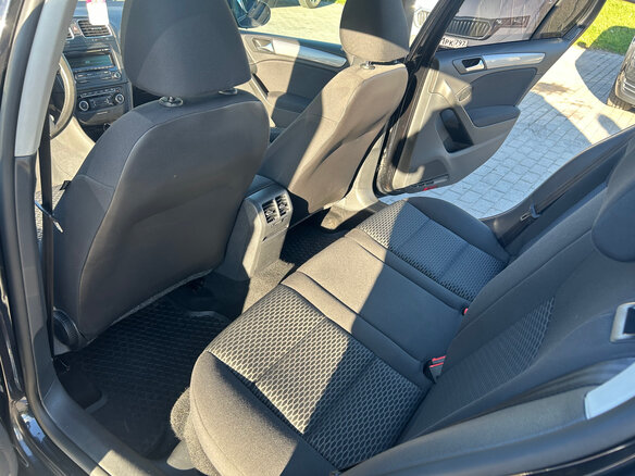 2012 Volkswagen Golf VI, чёрный, 830000 рублей - вид 14