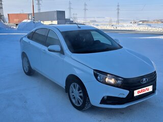 2015 Lada (ВАЗ) Vesta I, белый, 900000 рублей, вид 2