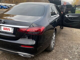 2020 Mercedes-Benz E-Класс 200 d V (W213, S213, C238) Рестайлинг, чёрный, 2550000 рублей, вид 3