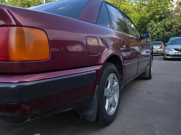 1995 Audi A6 I (C4), пурпурный, 230000 рублей - вид 4