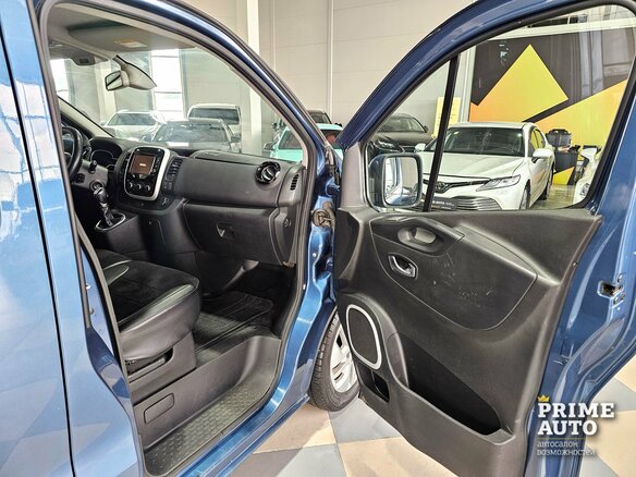 2020 Renault Trafic III, синий, 3499000 рублей - вид 18