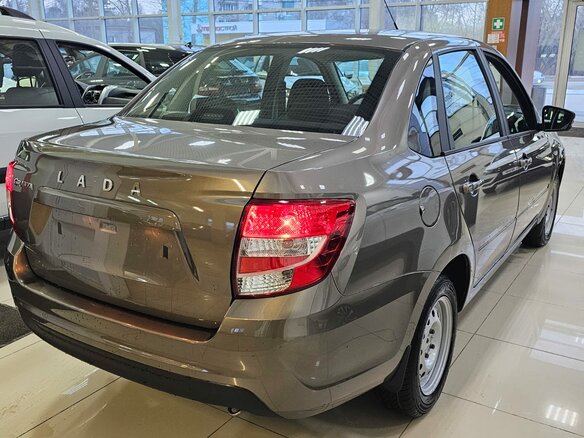 2026 Lada (ВАЗ) Granta I Рестайлинг, коричневый - вид 2