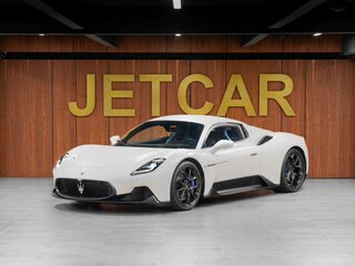 Maserati MC20