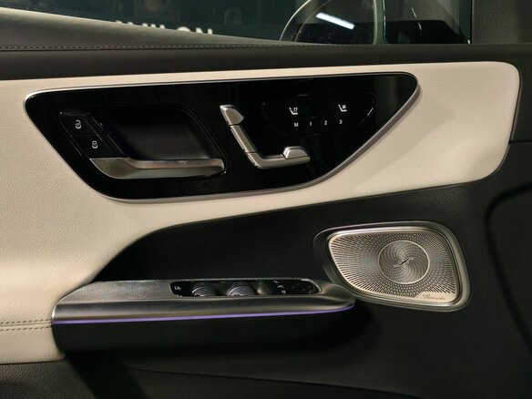 2025 Mercedes-Benz GLC 300 II (X254), чёрный, 8700000 рублей - вид 18