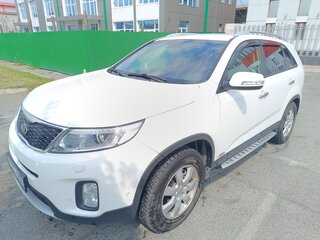 2014 Kia Sorento II Рестайлинг, белый, 2150000 рублей, вид 2