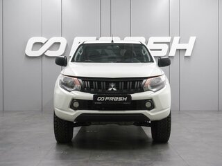 2018 Mitsubishi L200 V, белый, 1930000 рублей, вид 3