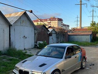 1997 BMW 3 серии Compact 323i III (E36), серебристый, 415000 рублей, вид 2