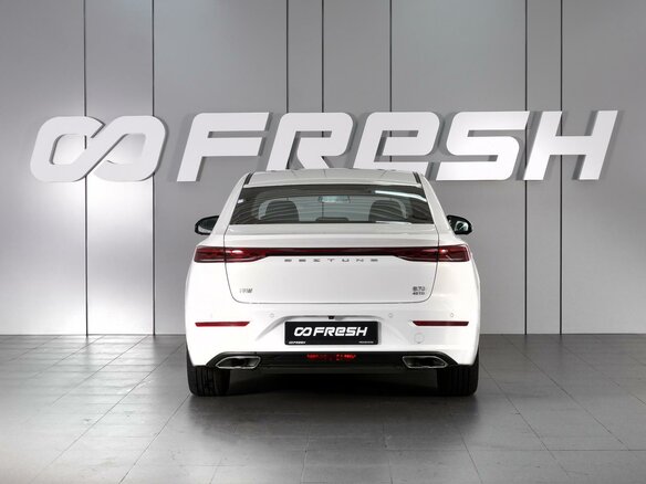 2024 FAW Bestune B70 I Рестайлинг, белый - вид 3