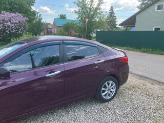 2013 Hyundai Solaris I, фиолетовый, 779000 рублей, вид 5