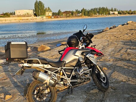 2015 BMW R 1200 GS, красный, 1200000 рублей, вид 5