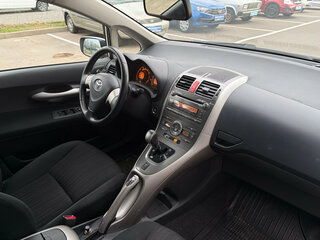 2007 Toyota Auris I, серебристый, 540000 рублей, вид 3