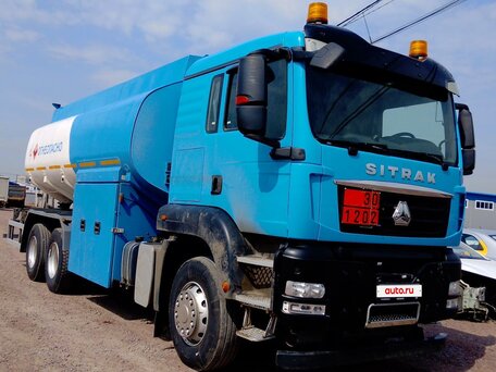 2025 Sinotruk Sitrak C7H, синий, 12422000 рублей, вид 2