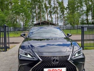 2020 Lexus ES 250 VII, чёрный, 3940000 рублей, вид 3