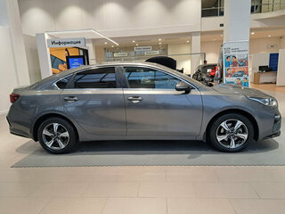 2021 Kia Cerato IV, серый, 1920000 рублей, вид 4