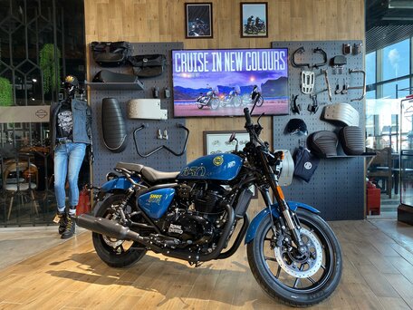 2025 Royal Enfield Shotgun, синий, 723000 рублей, вид 2