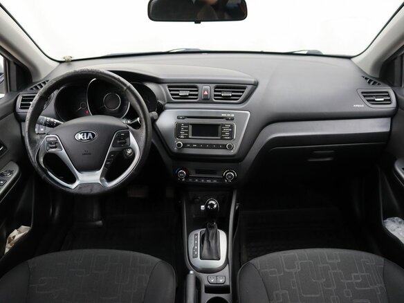 2015 Kia Rio III Рестайлинг, серебристый - вид 12