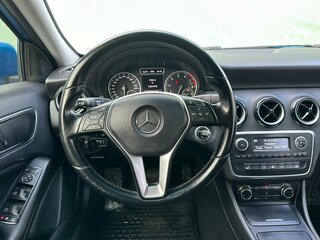 2013 Mercedes-Benz A-Класс 180 III (W176), голубой, 1195000 рублей, вид 5