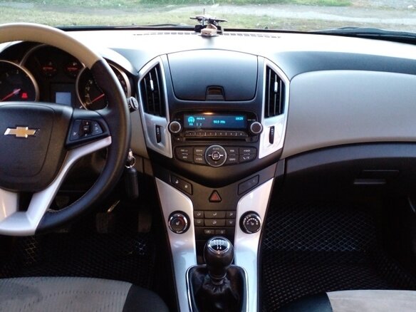 2013 Chevrolet Cruze I Рестайлинг, серый, 900000 рублей - вид 10