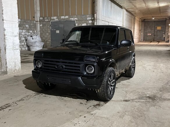 2019 Lada (ВАЗ) 2121 (4x4) I Рестайлинг, чёрный, 790000 рублей - вид 1