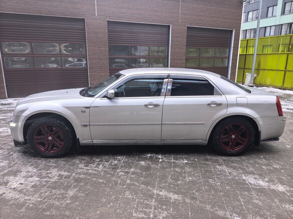 2005 Chrysler 300C I, серый, 750000 рублей - вид 5
