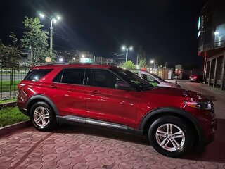 2019 Ford Explorer VI, красный, 3700000 рублей, вид 5