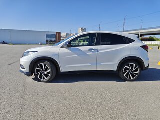 2018 Honda Vezel I Рестайлинг, белый, 1799000 рублей, вид 2