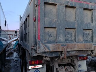 2022 Sinotruk Howo ZZ3327, красный, 3498375 рублей, вид 4