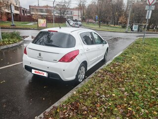 2012 Peugeot 308 I Рестайлинг, белый, 675000 рублей, вид 3