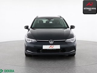 2023 Volkswagen Golf VIII, чёрный, 2790000 рублей, вид 2