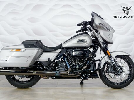 2023 Harley-Davidson CVO Street Glide, серебристый, 3899000 рублей, вид 1