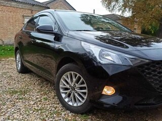 2020 Hyundai Solaris II Рестайлинг, чёрный, 1450000 рублей, вид 4
