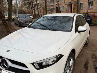 2019 Mercedes-Benz A-Класс 200 IV (W177), белый, 2300000 рублей, вид 1