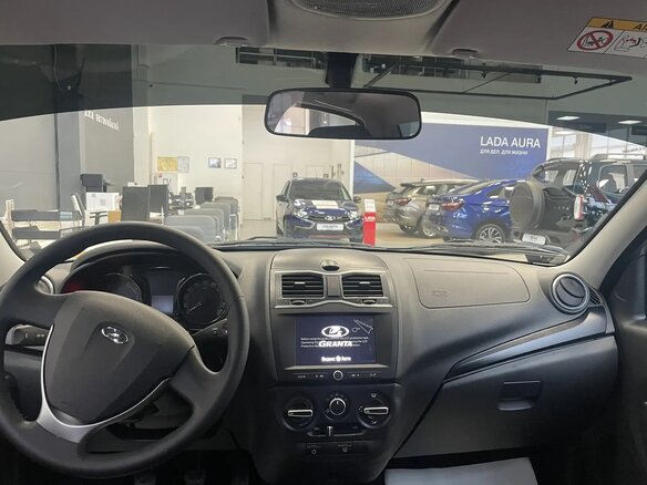 2026 Lada (ВАЗ) Granta I Рестайлинг, белый, 1218000 рублей - вид 6