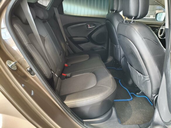 2015 Hyundai ix35 I Рестайлинг, бежевый - вид 20