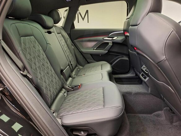 2025 Audi Q5 L III (GU), чёрный, 6640000 рублей - вид 5