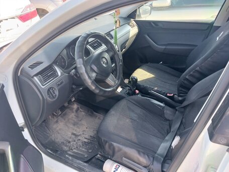 2015 Skoda Rapid I, белый, 606000 рублей, вид 3