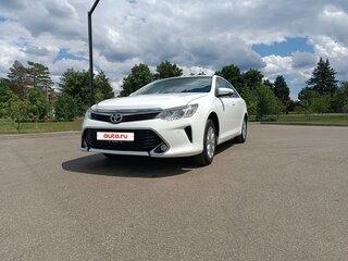 2015 Toyota Camry VII (XV50) Рестайлинг, белый, 1411000 рублей, вид 3