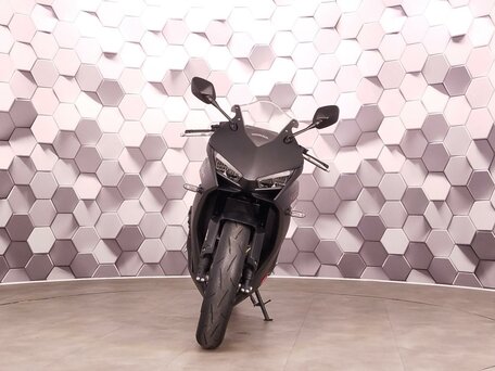 2024 Honda CBR 650R, чёрный, 1159000 рублей, вид 5