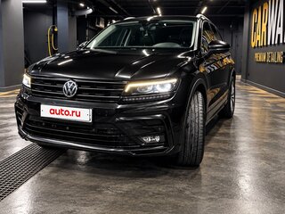 2019 Volkswagen Tiguan II, чёрный, 2690000 рублей, вид 2